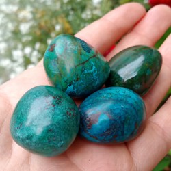 chrysocolla, krizokola chrysocolla crystal, pocket crystal, forgiveness crystal