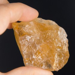 CITRIN naravni surovi kristal večji