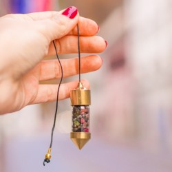 nihalo, nihalo s kristali, večbarvni turmalin, nihalo z večbarvnim turmalinom, radiostezija