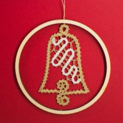 PATTERN FOR NEW YEAR DECORATION FROM LACE