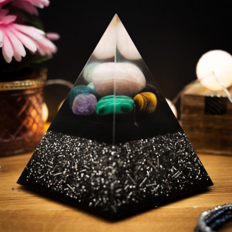7 CHAKRAS and SHUNGITE Orgonite pyramid pentagram