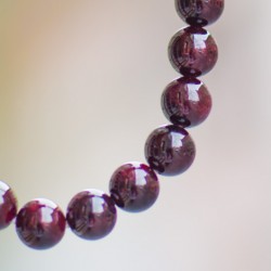 garnet crystal transformation