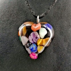 7 CHAKRAS Orgonite necklace heart