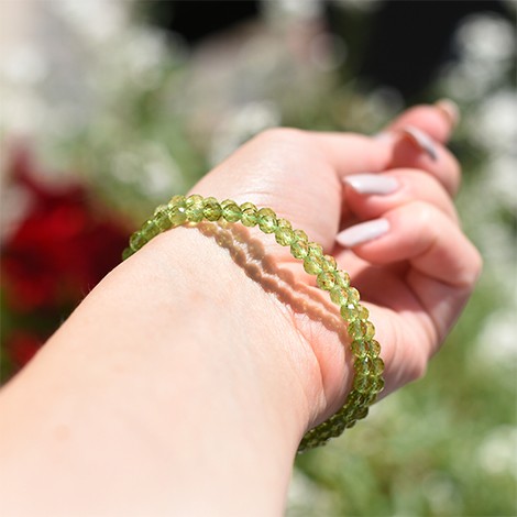 peridot kristal, trgovina s kristali