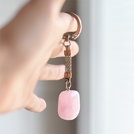 rose quartz crystal, energy pendant, crystal shop