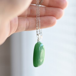 green aventurine, crystal pendant, crystal shop