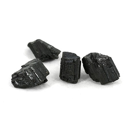 črni turmalin naravni surovi kristal, zaščitni kamen