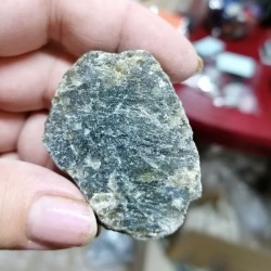 labradorit kristal, labradorit kamen cena