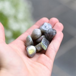 labradorit, labradorit kristal, labradorit žepni kristal, kristal intuicije, kristal za pomiritev čustev