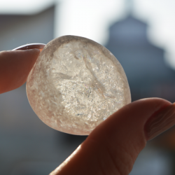 clear quartz, clear quartz crystal, Emma egg, Emma egg crystal, clear quartz Emma egg, cleansing crystal