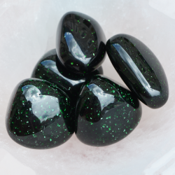 green sunstone, green sunstone crystal, pocket crystal, energy crystal, love crystal