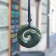 žad ogrlica večnosti, kristali po ugodni ceni, maori ogrlica, trgovina s kristali.