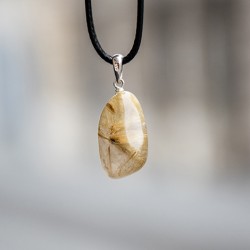 rutil kremen, rutil kremen kristal, rutil kremen ogrlica