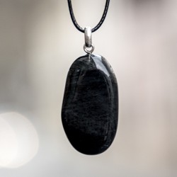 oniks, oniks ogrlica, oniks kristal