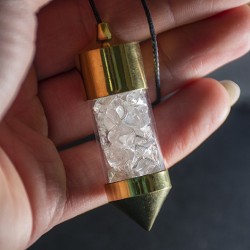 clear quartz crystal pendulum, manifestation, meditation, crystal shop