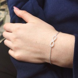 trgovina s kristali, srebrna zapestnica cirkoni infinity darilo  dan žena materinski dan za žensko za učiteljico za prijateljico