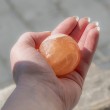 selenit, selenit kristal, selenit krogla, čiščenje čaker, oranžni selenit