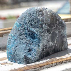 ahat, modri ahat, ahat geoda, modri ahat geoda, geoda, večji kristal, kristali za grleno čakro, modri kristali