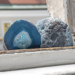 ahat, modri ahat, ahat geoda, modri ahat geoda, geoda, večji kristal, kristali za grleno čakro, modri kristali