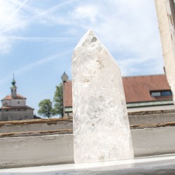 kamena strela, kamena strela kristal, kristalna špica, kristal za zaščito, kristal za prečiščevanje