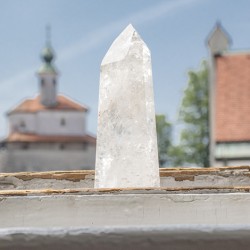 kamena strela, kamena strela kristal, kristalna špica, kristal za zaščito, gorski kristal