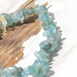 apatit, apatit zapestnica, apatit nakit, kristali za komunikacijo