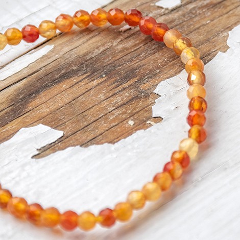 karneol, karneol kristal, karneol oranžen, karneol nakit, karneol zapestnica, karneol nakit