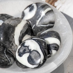 jaspis, shell jaspis, školjkasti jaspis, žepni kristal, kristali za moč, kristali za energijo, jaspis vrste
