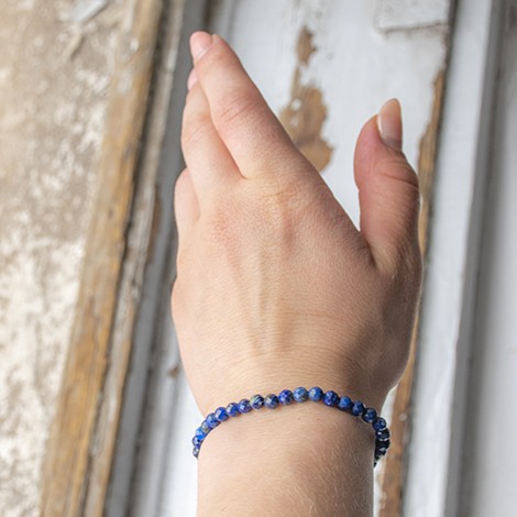 lapis lazuli, lapis lazuli kristal, lapis lazuli nakit, lapis lazuli zapestnica, kristali za komunikacijo, tretje oko