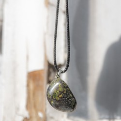 Dragons blood Dragon's blood crystal kamen kristal crystal ogrlica ideje za darilo