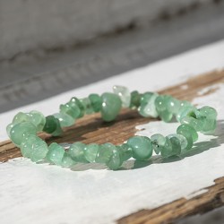 green aventurine, green aventurine crystal, green aventurine jewellery, green aventurine bracelet, lucky crystal, health crystal