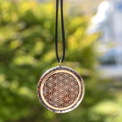 red tiger's eye, black tourmaline, orgonite, orgonite necklace, orgonite jewelry, strength crystal