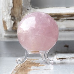 roževec krogla kristal za ljubezen roževec kristal rose quartz