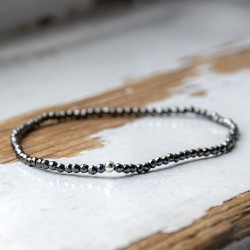 hematite, hematite crystal, hematite bracelet, power crystal, protection crystal