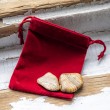 mošnjiček, žametni mošnjiček, žametna vrečka, vrečka za kristale, rdeča žametna vrečka, rdeč žamet