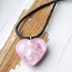 rose quartz, orgonite, orgonite necklace, orgonite jewellery, energy jewellery, love crystal