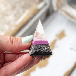 rose quartz, orgonite, orgonite pyramid, rose quartz orgonite pyramid, love crystal