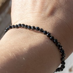 spinel,črni spinel, spinel nakit, spinel zapestnica, zaščitni kristal, energijski nakit