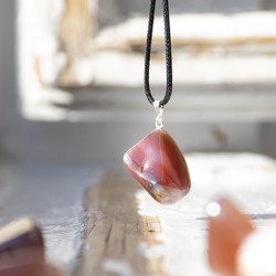 agate, Mozambique agate, orange agate,agate necklace, crystal necklace, inner peace crystal