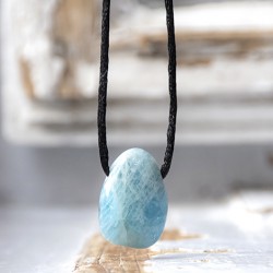 akvamarin, akvamarin kristal, akvamarin nakit, akvamarin ogrlica, kristal za komunikacijo, grlena čakra