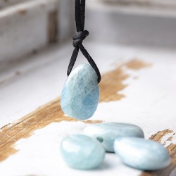 akvamarin, akvamarin kristal, akvamarin nakit, akvamarin ogrlica, kristal za komunikacijo, grlena čakra