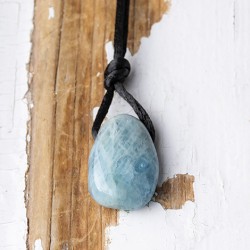 akvamarin, akvamarin kristal, akvamarin nakit, akvamarin ogrlica, kristal za komunikacijo, grlena čakra