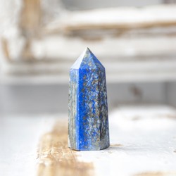 lapis lazuli, lapis lazuli kristal, obelisk, lapis lazuli obelisk, kristal za komunikacijo