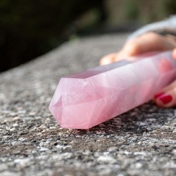 rose quartz, rose quartz crystal, obelisk, crystal obelisk