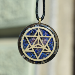 lapis lazuli,orgonite,orgonite necklace