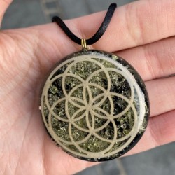peridot, black tourmaline, orgonite, orgonite necklace