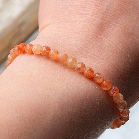 sunstone, natural sunstone, sunstone bracelet, crystal bracelet, crystal jewellery, energy crystal