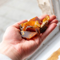 jantar , jantar kristal, jantar nebrušen kristal, indonezijski jantar, jantar cena