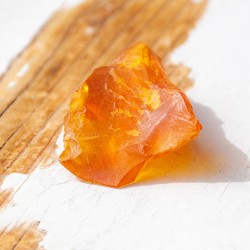 jantar , jantar kristal, jantar nebrušen kristal, indonezijski jantar, jantar cena