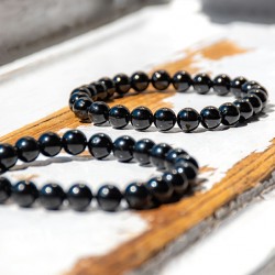 črni turmalin, zdravilna moč kristala, odpravljanje blokad, dvig življenjske energije, ideje za darilo za moške